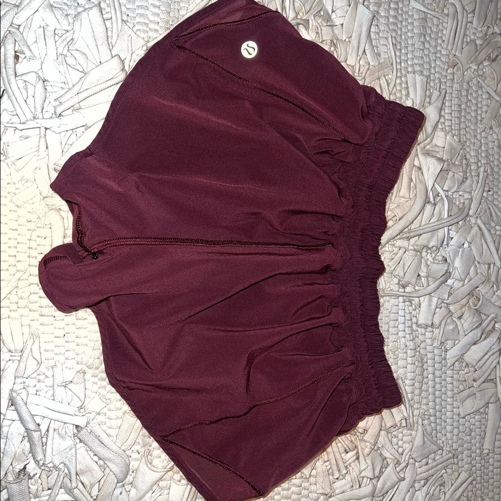 Lululemon hotty hot shorts in red merlot